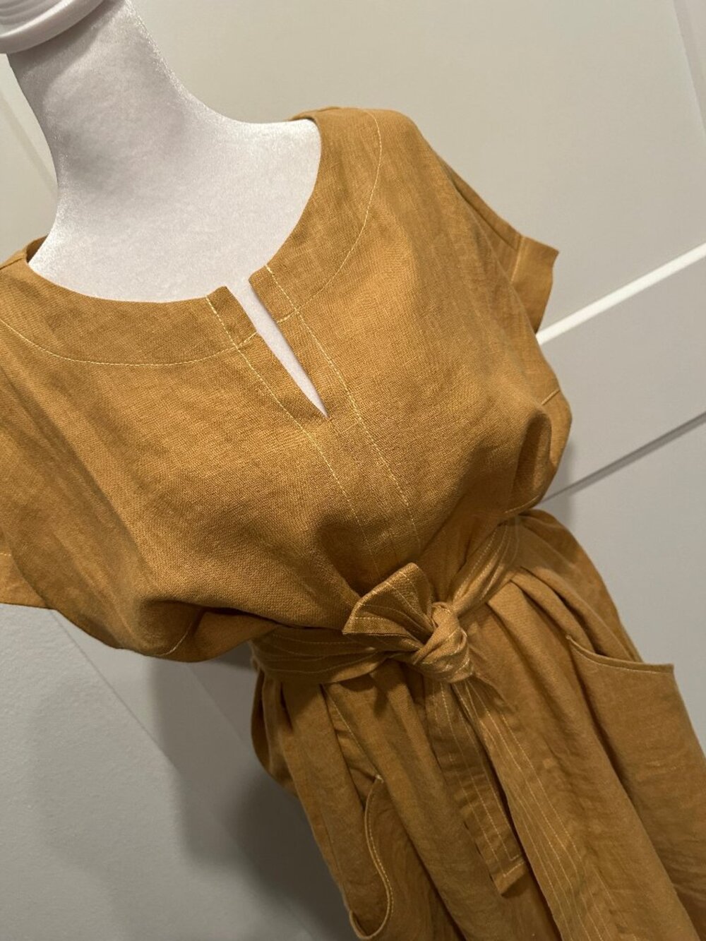 Magic Linen cap sleeved dress Size XS Mustard
